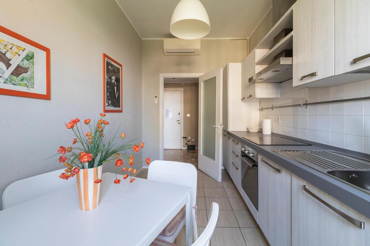 Altido Trendy Flat With Balcony, Easy Access To Milan Centre Apartment Luaran gambar